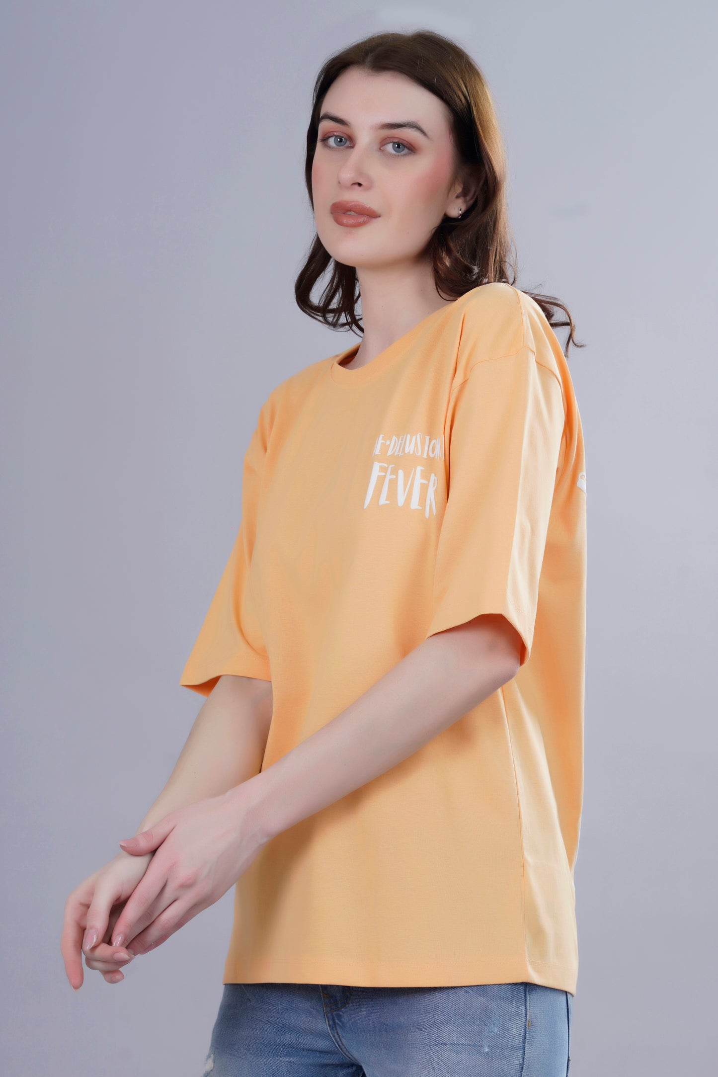 BE DELUSIONAL OVERSIZED TSHIRT - Fever Hunt