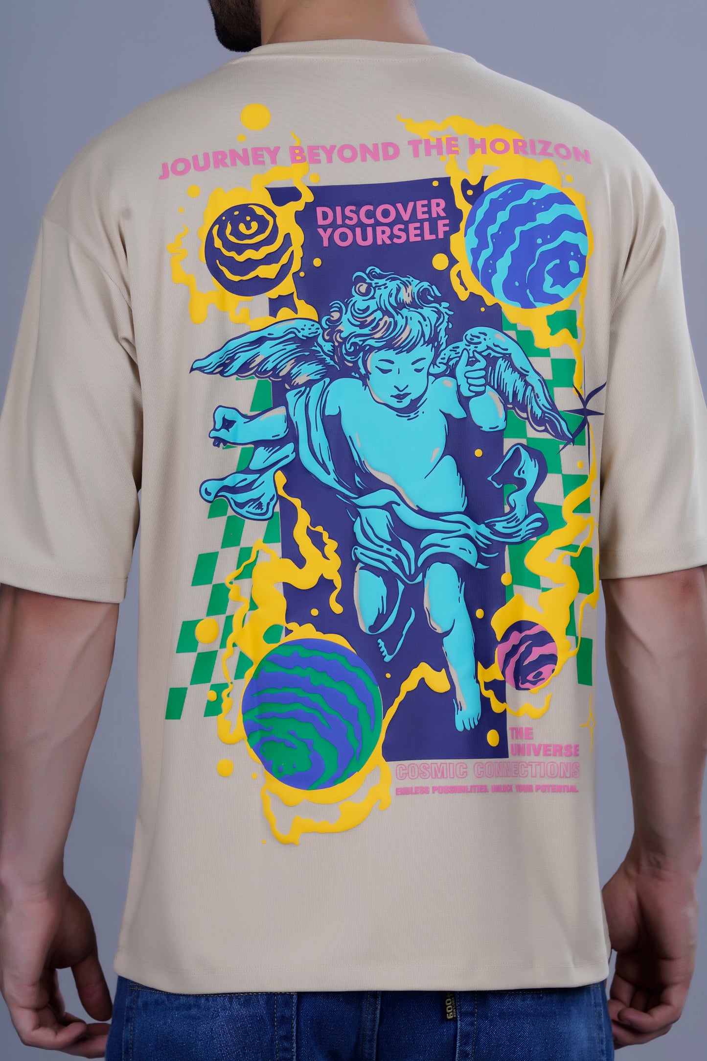 DISCOVER YOURSELF OVERSIZED TSHIRT - Fever Hunt